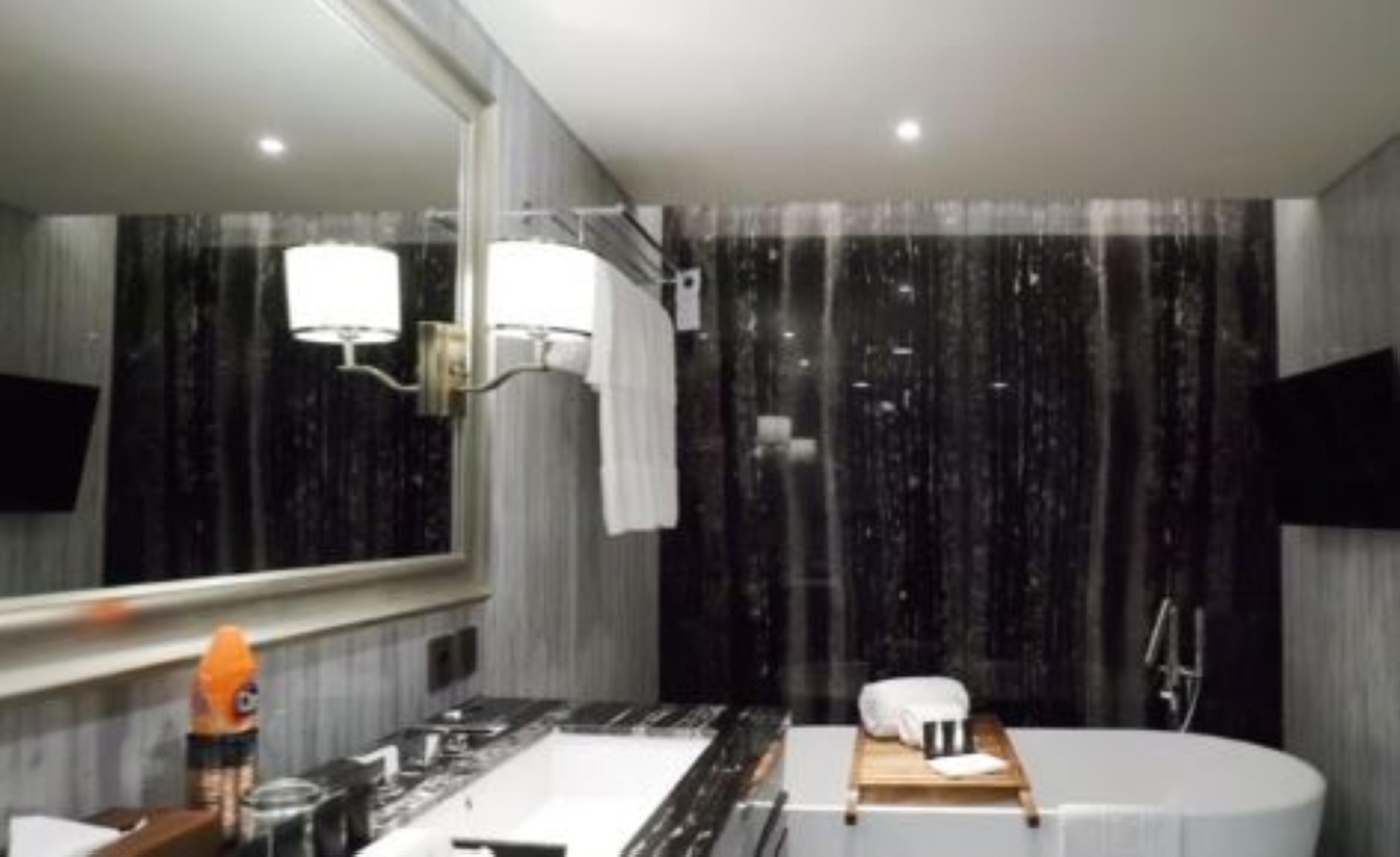 Vasa Hotel Surabaya Eksteriør bilde