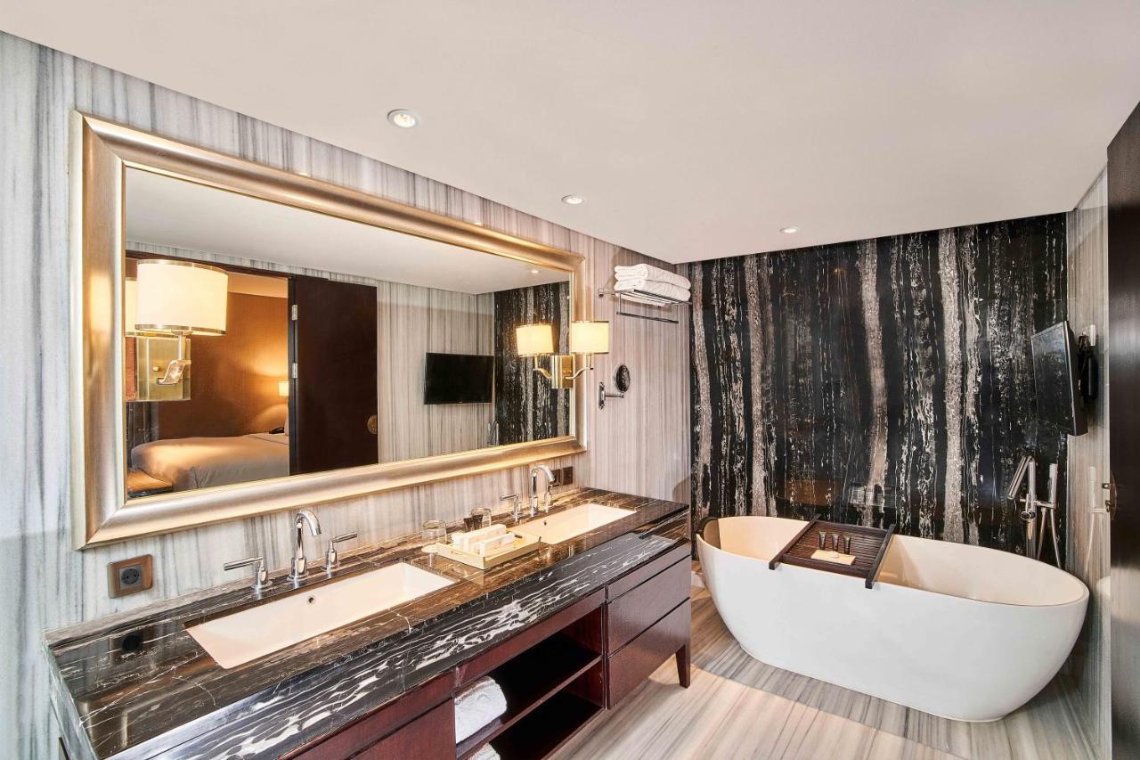Vasa Hotel Surabaya Eksteriør bilde